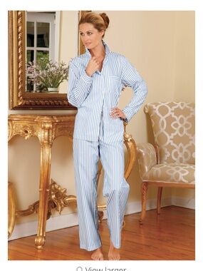 Schweitzer Linens Pillow Talk pajama top